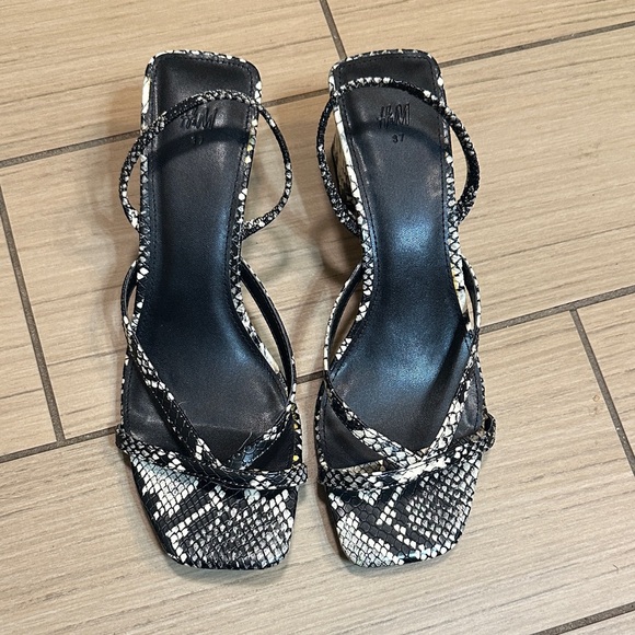 H&M Black and White Snakeskin Heels - Picture 1 of 6
